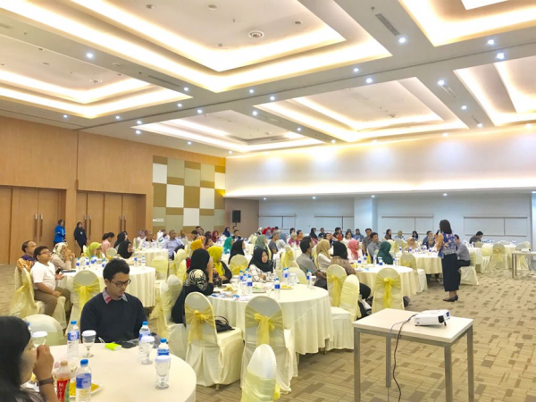 Suasana Health Talk Sharing Happy Eyes di Ciputra Mitra Hospital - Auditorium Fl.7