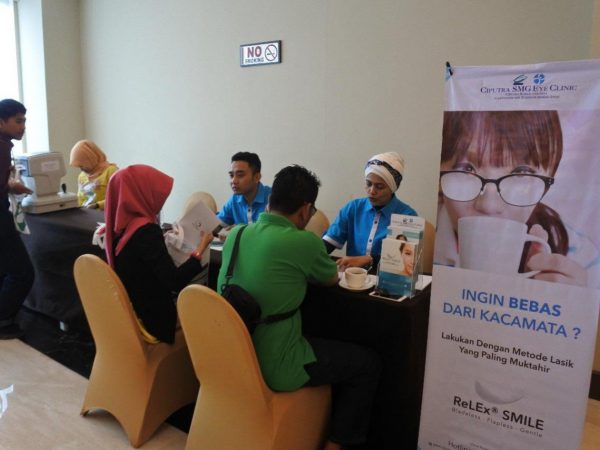 melanjutkan-healthtalk-lasik-hingga-ke-makassar-4