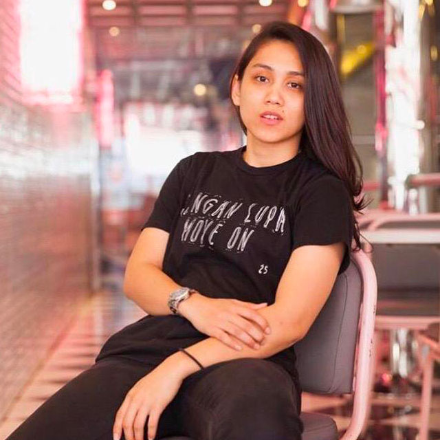 Athirah Farina melakukan ReLEx SMILE di Ciputra SMG Eye Clinic Athirah Farina melakukan ReLEx SMILE di Ciputra SMG Eye Clinic