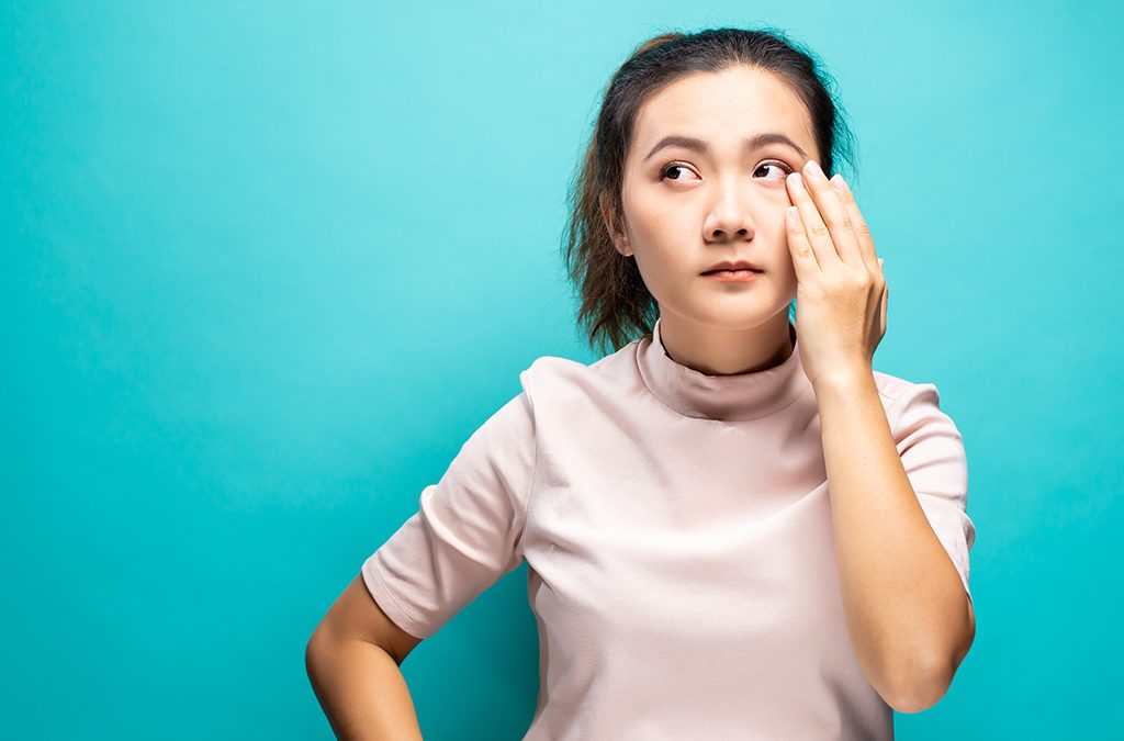 Retina Mata Lepas? Kenali Gejala dan Pengobatannya!