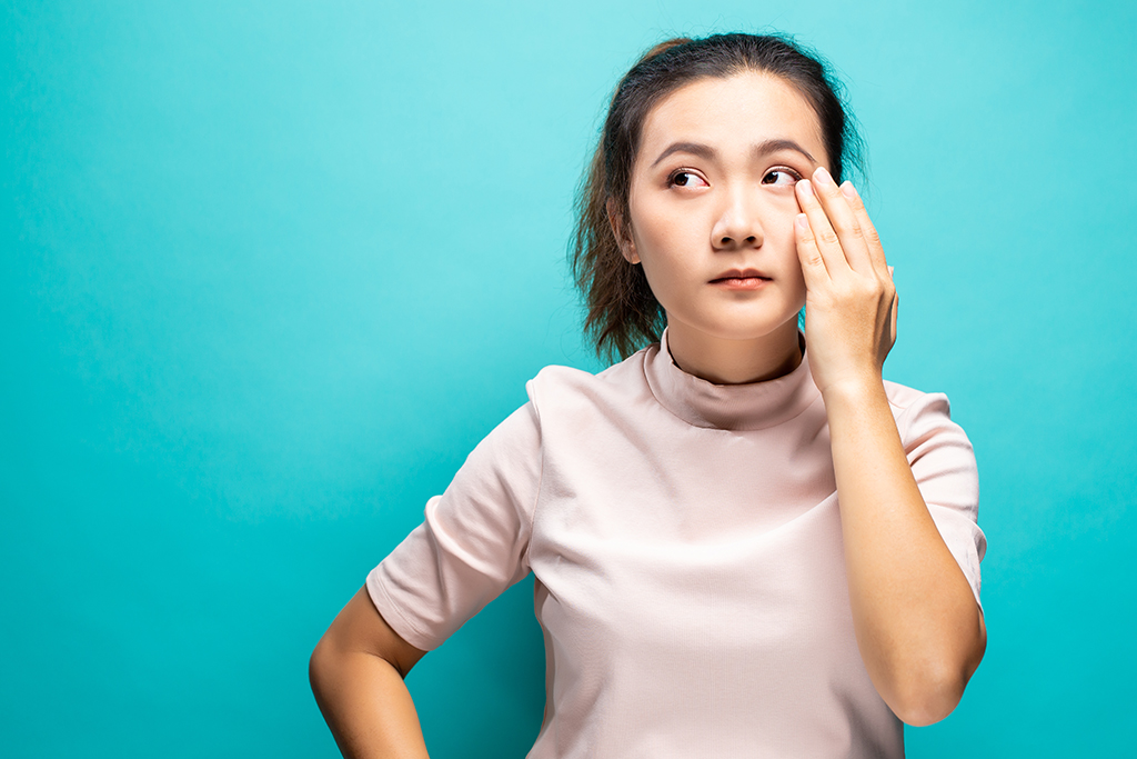 Retina Mata Lepas? Kenali Gejala dan Pengobatannya!