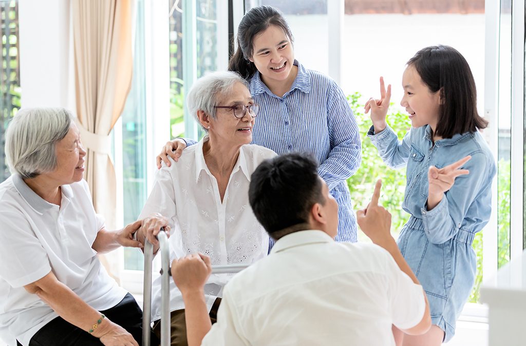 8 Gejala Mata Katarak yang Wajib Anda Tahu!