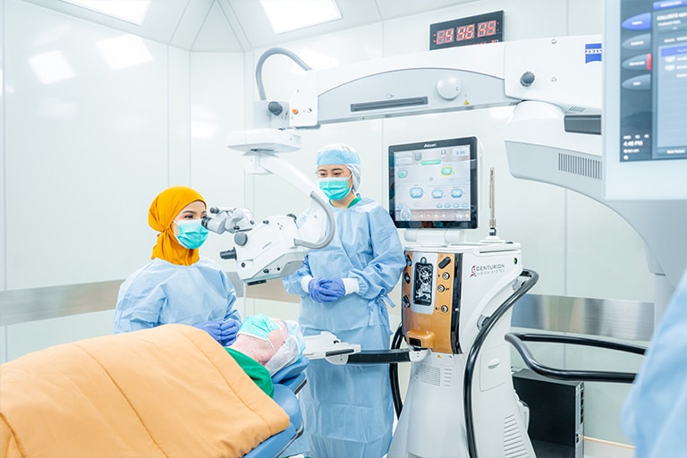 operasi katarak operasi katarak