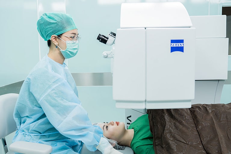 Risiko dan Manfaat LASIK Ini Hal yang Perlu Diketahui Risiko dan Manfaat LASIK Ini Hal yang Perlu Diketahui